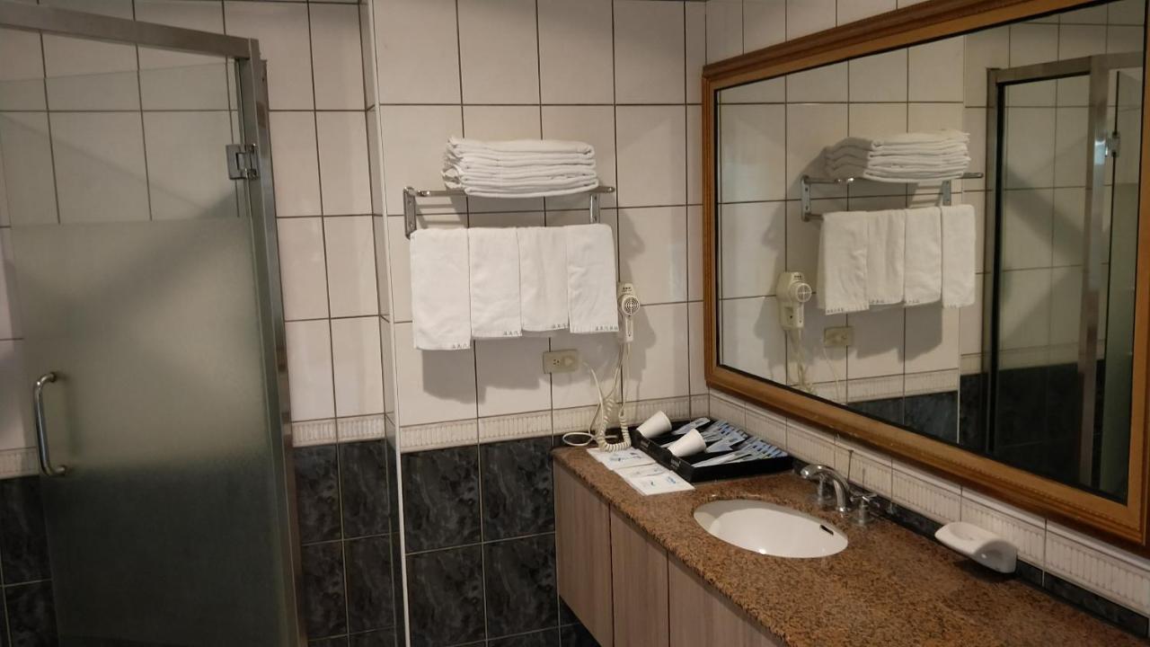 Wen Mei Motel Nantou Exteriör bild