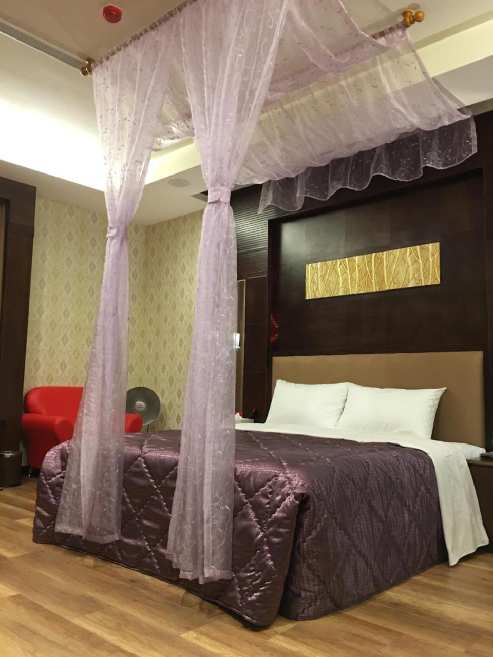 Wen Mei Motel Nantou Exteriör bild