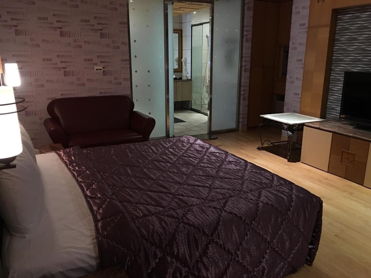 Wen Mei Motel Nantou Exteriör bild