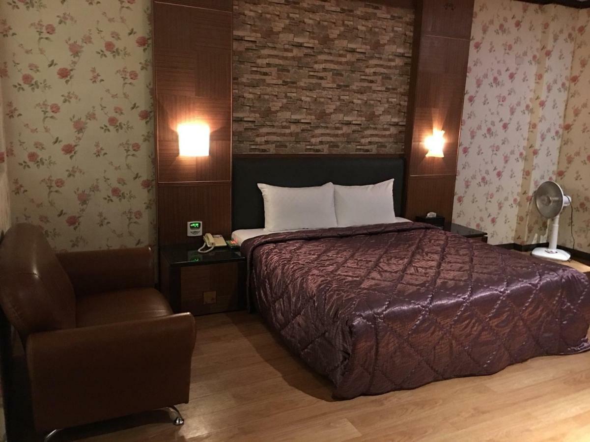 Wen Mei Motel Nantou Exteriör bild
